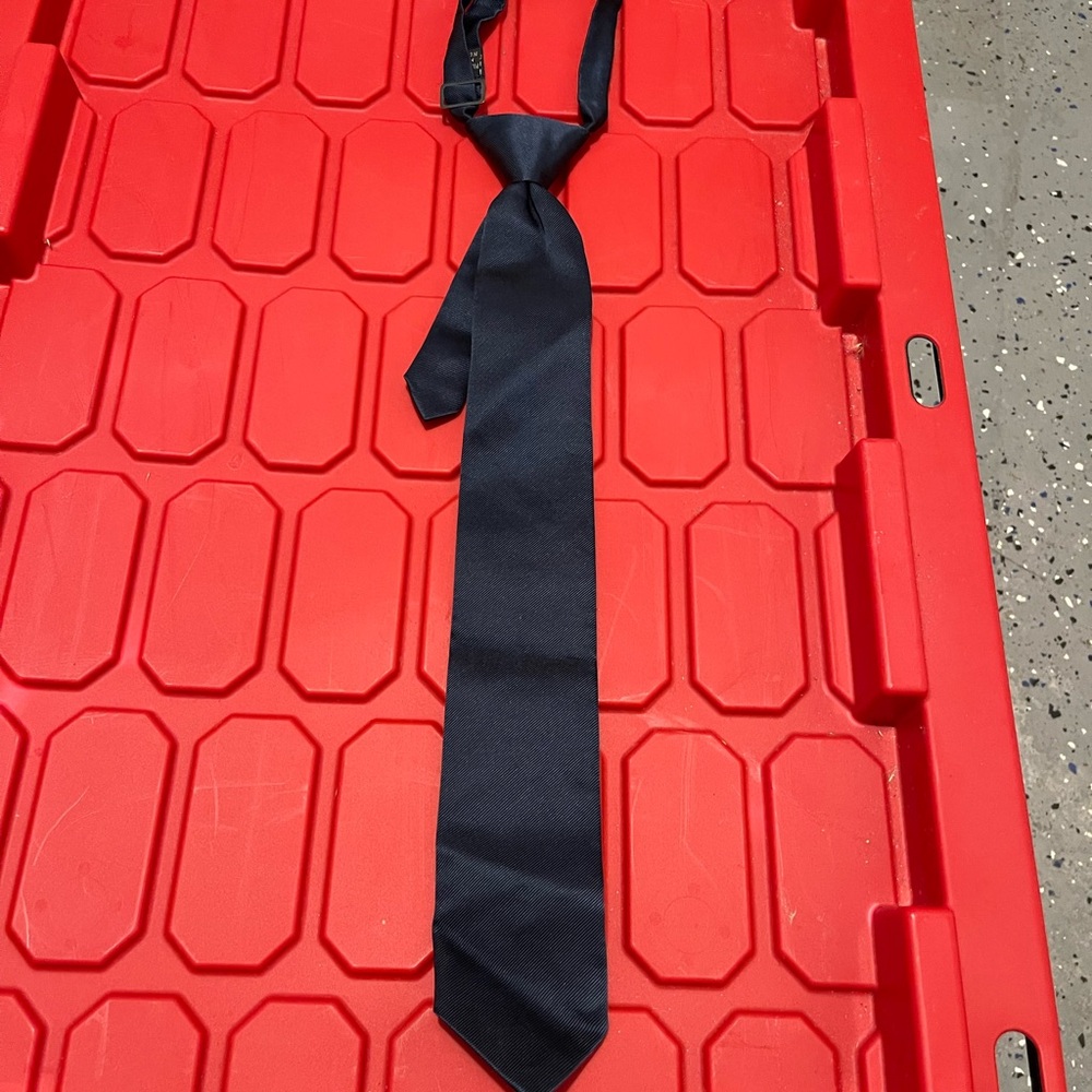 Classic Navy Blue Clip Men’s tie
